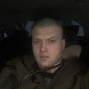  ,   Vlad, 32 ,   ,   