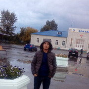  ,  Umrbek, 37