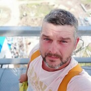 ,   Anton, 39 ,   ,   