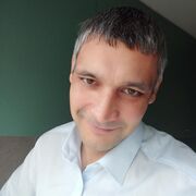  ,  Dede, 41