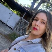  ,   Elena, 37 ,   ,   