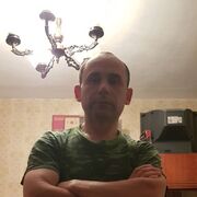  ,   Viktor, 41 ,   ,   