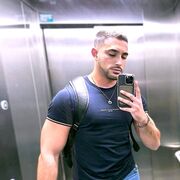  ,  Karim, 37