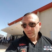  Holon,   Reuven, 39 ,     , c 
