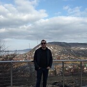  ,   Ruslan, 24 ,     