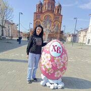  ,   Elvira, 39 ,   ,   