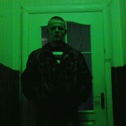  ,  Dima, 36