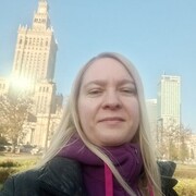  ,   Nadia, 37 ,   ,   