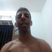  --,  Diogo, 23