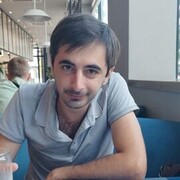  ,  Vano, 33