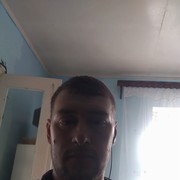  ,  Ionel, 37