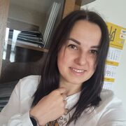 ,  Kateryna, 36