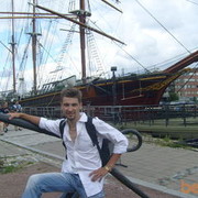  ,   Artur, 40 ,     , c 