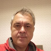  ,  Happy, 52