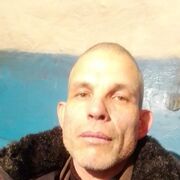  ,   Viktor, 51 ,   ,   