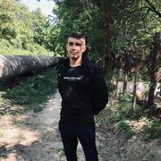  ,   Valentin, 28 ,   ,   