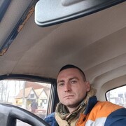   ,  Andrei, 37