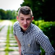  ,   Nicolas, 32 ,   