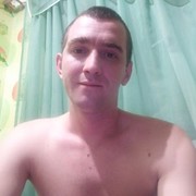  ,  Nik, 33