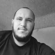  ,  Ruslan, 32