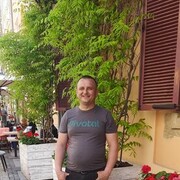  ,  Vitalii, 40
