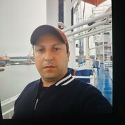  ,   Gigi, 39 ,   ,   