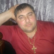  ,   Artur, 42 ,   
