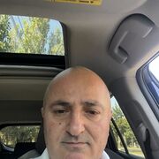  ,  Zaven, 58
