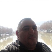  ,  Slava, 52
