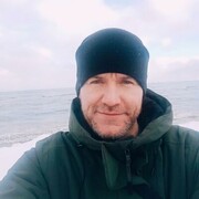  ,  Jevgeni, 45