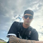  -,   Fernando, 25 ,   ,   