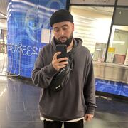  ,   Adam, 32 ,   ,   