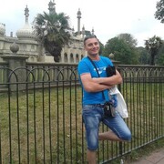  ,  Denis, 30