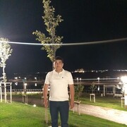  ,  Mukhtar, 35