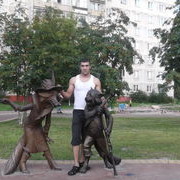  ,   Stefan, 40 ,  