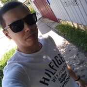  ,  Artem, 30
