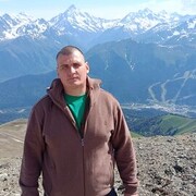  ,  Makc, 37