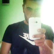  ,  Hrach, 28