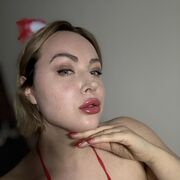  ,  Julie, 37