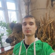  ,   Bogdan, 24 ,  