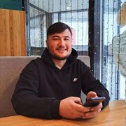  ,  Umidjon, 26