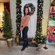  ,   Ina, 42 ,     , c 