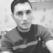  ,  Zoirbek, 37