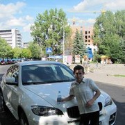  ,  petro, 33