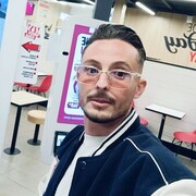  ,   Kamel, 29 ,   ,   