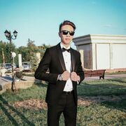  ,  Adil, 23