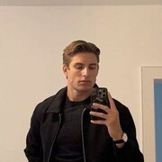  ,  Vlad, 30