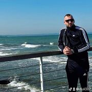  Weiz,  Adnan, 27