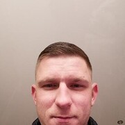  ,  Tomas, 39