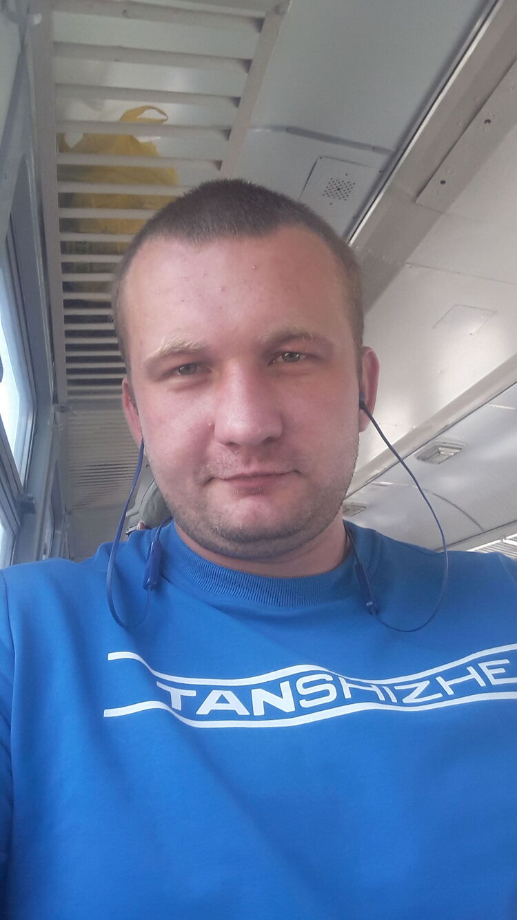  28778558  , 33 ,    